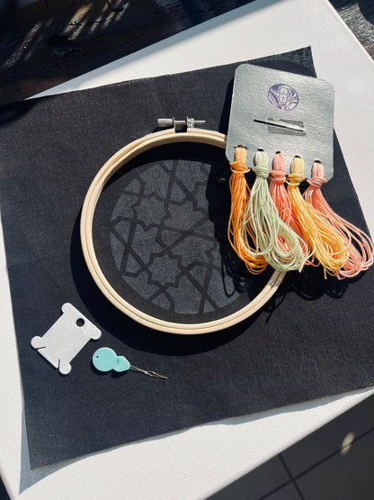 Kit Broderie - Motif moucharabieh rond